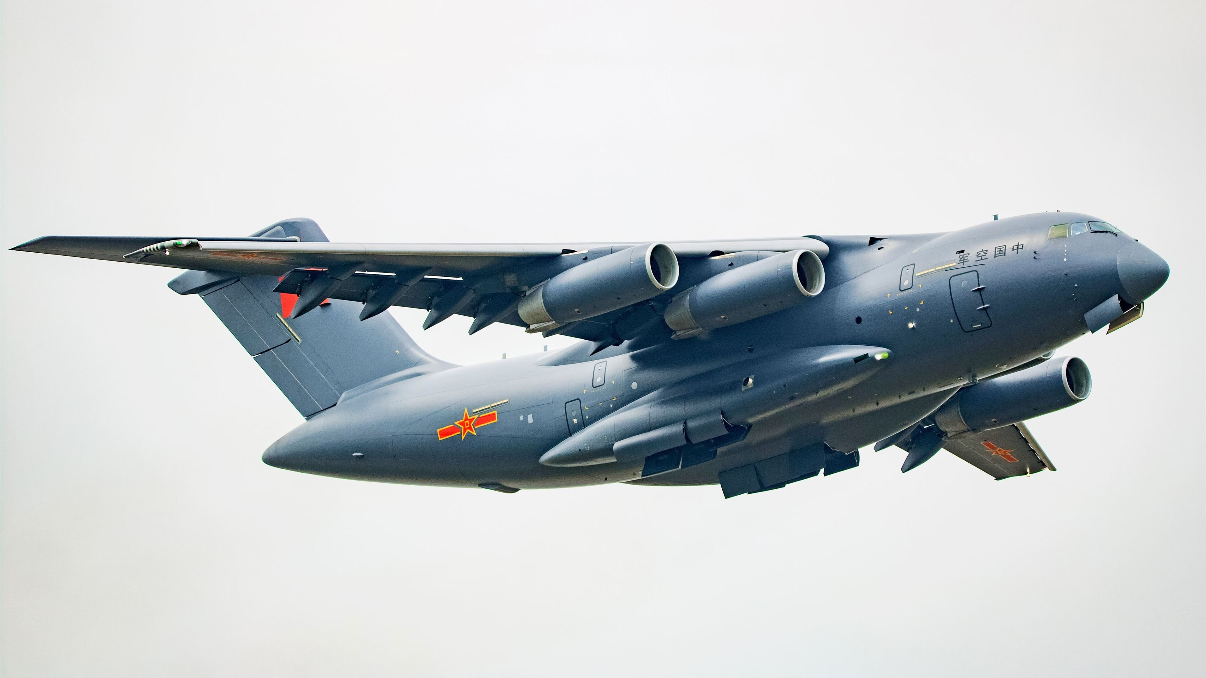 “运动员的趣味生活：场外的趣事趣闻”，运动员运动场景描述