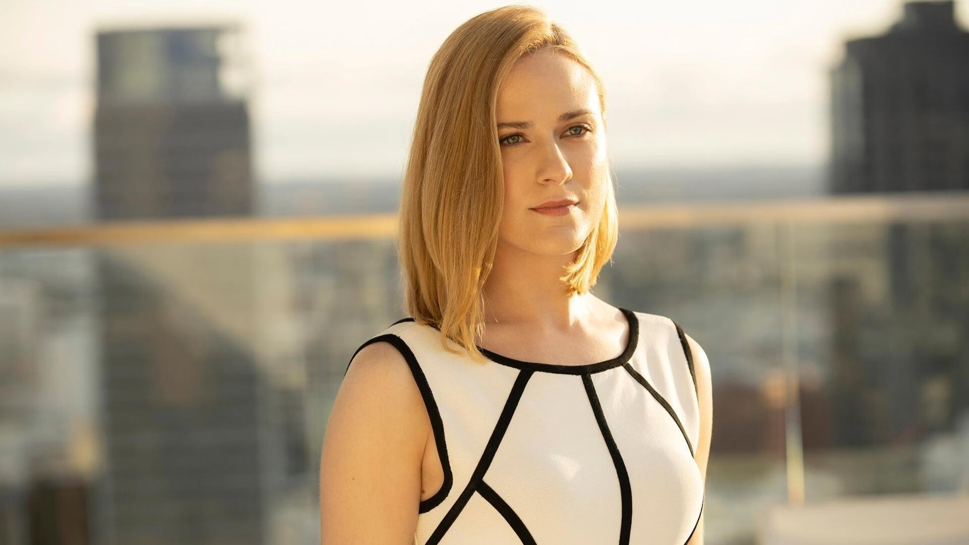 “青训比赛中涌现多名潜力股，引发市场热议”，青训选拔赛