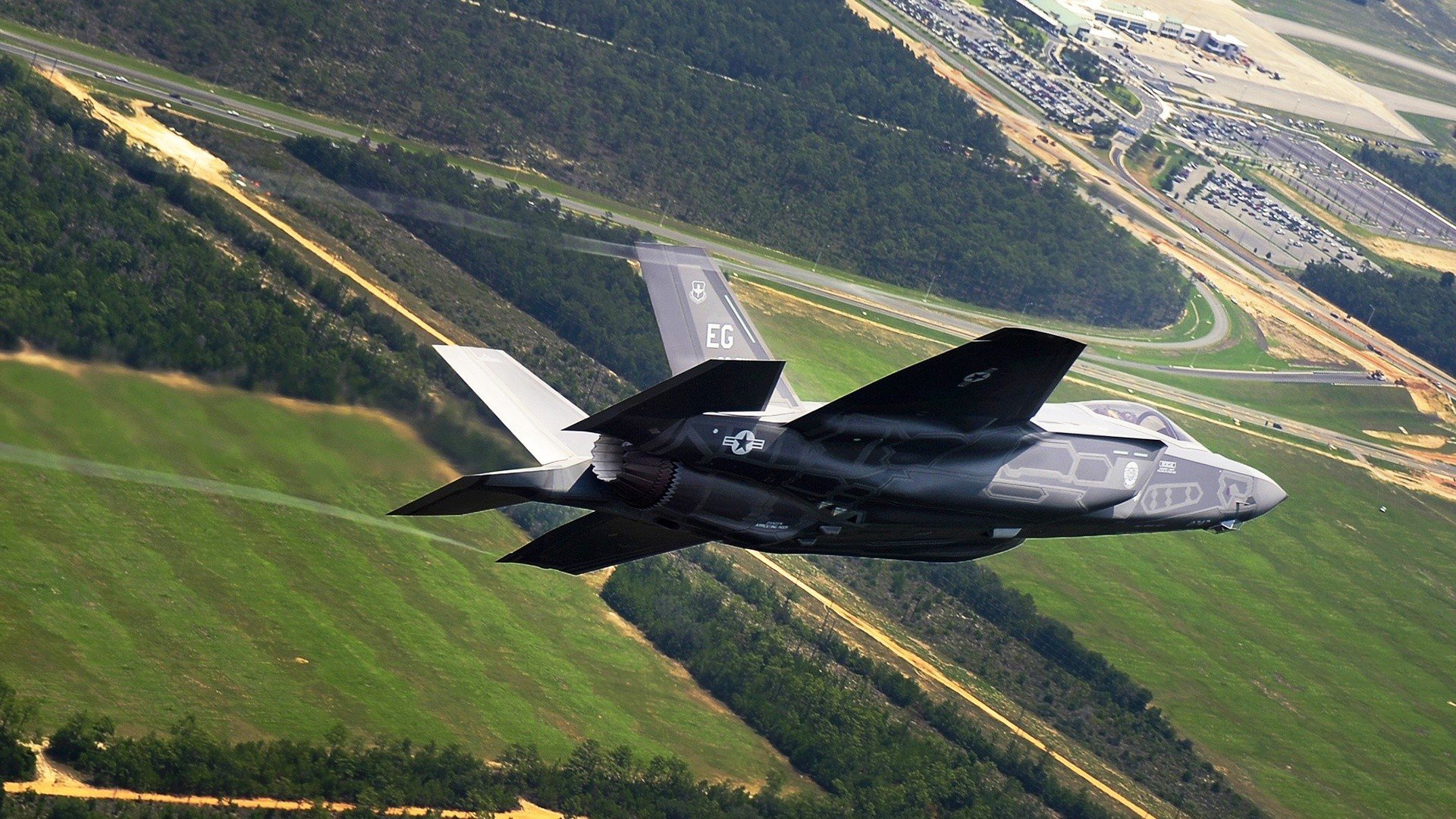 “青训比赛中涌现多名潜力股，引发市场热议”，青训选拔赛